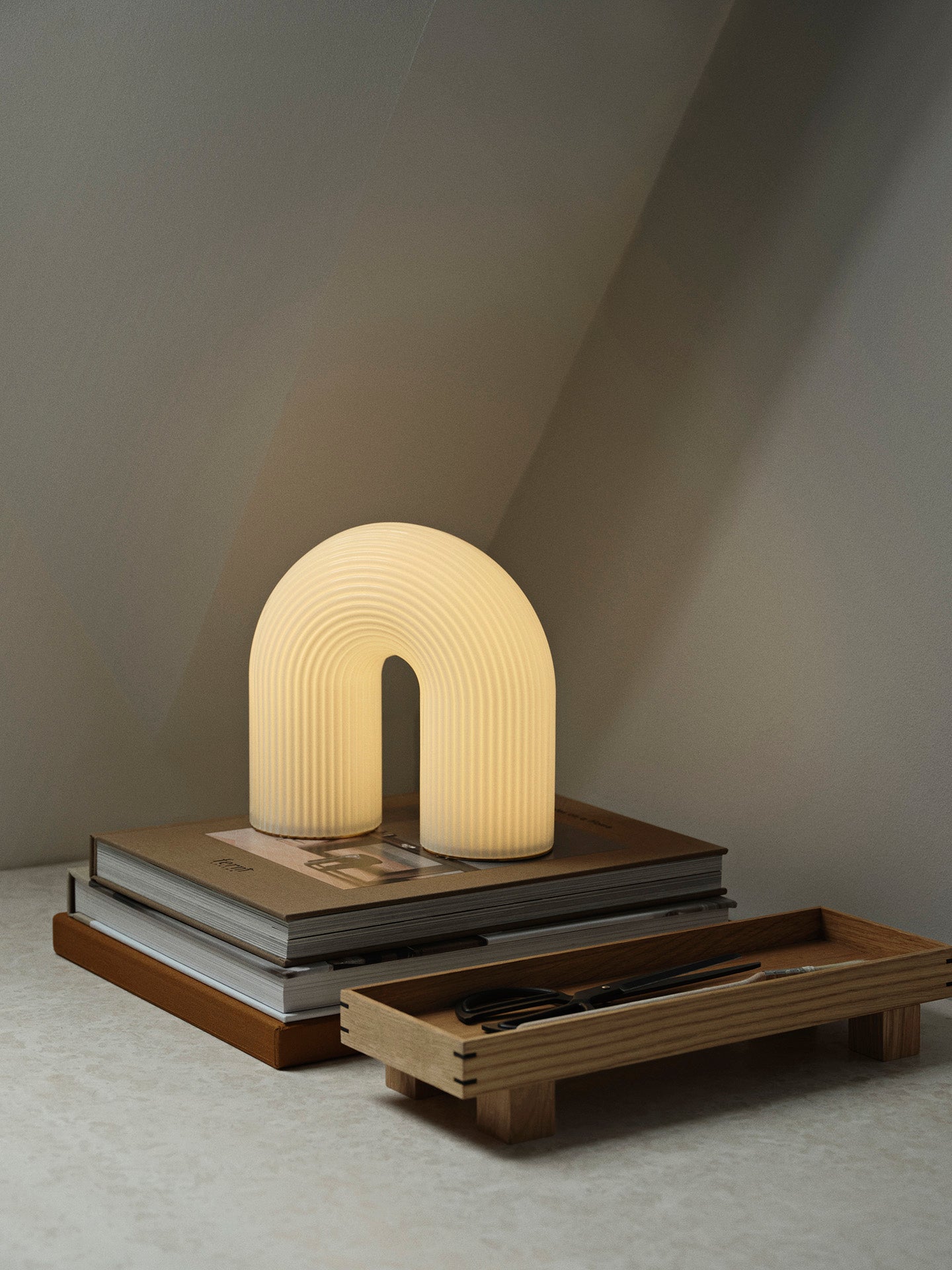 Ferm Living - Lampe à poser Vuelta - Blanc