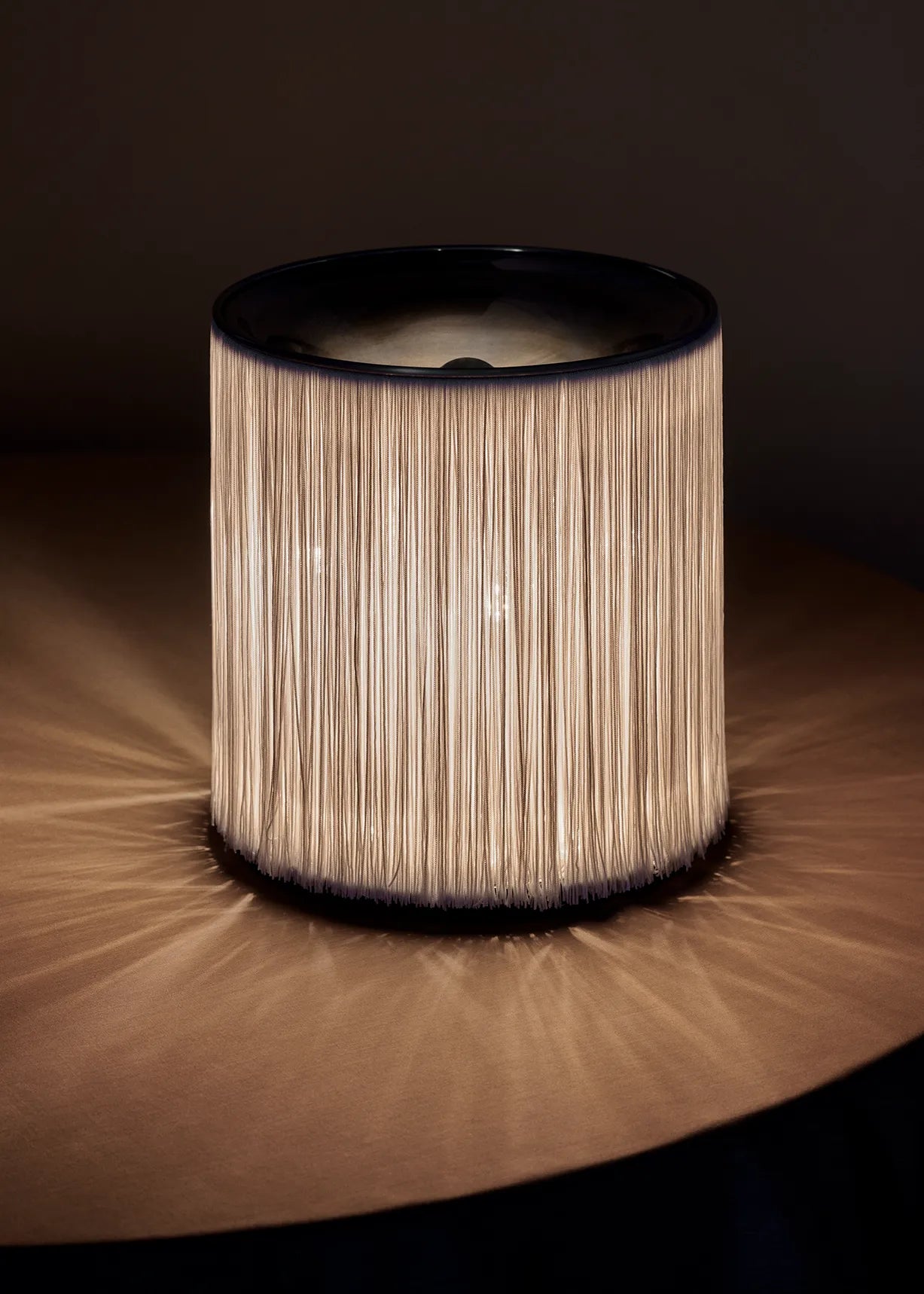 Gubi - Lampe de table modèle 597