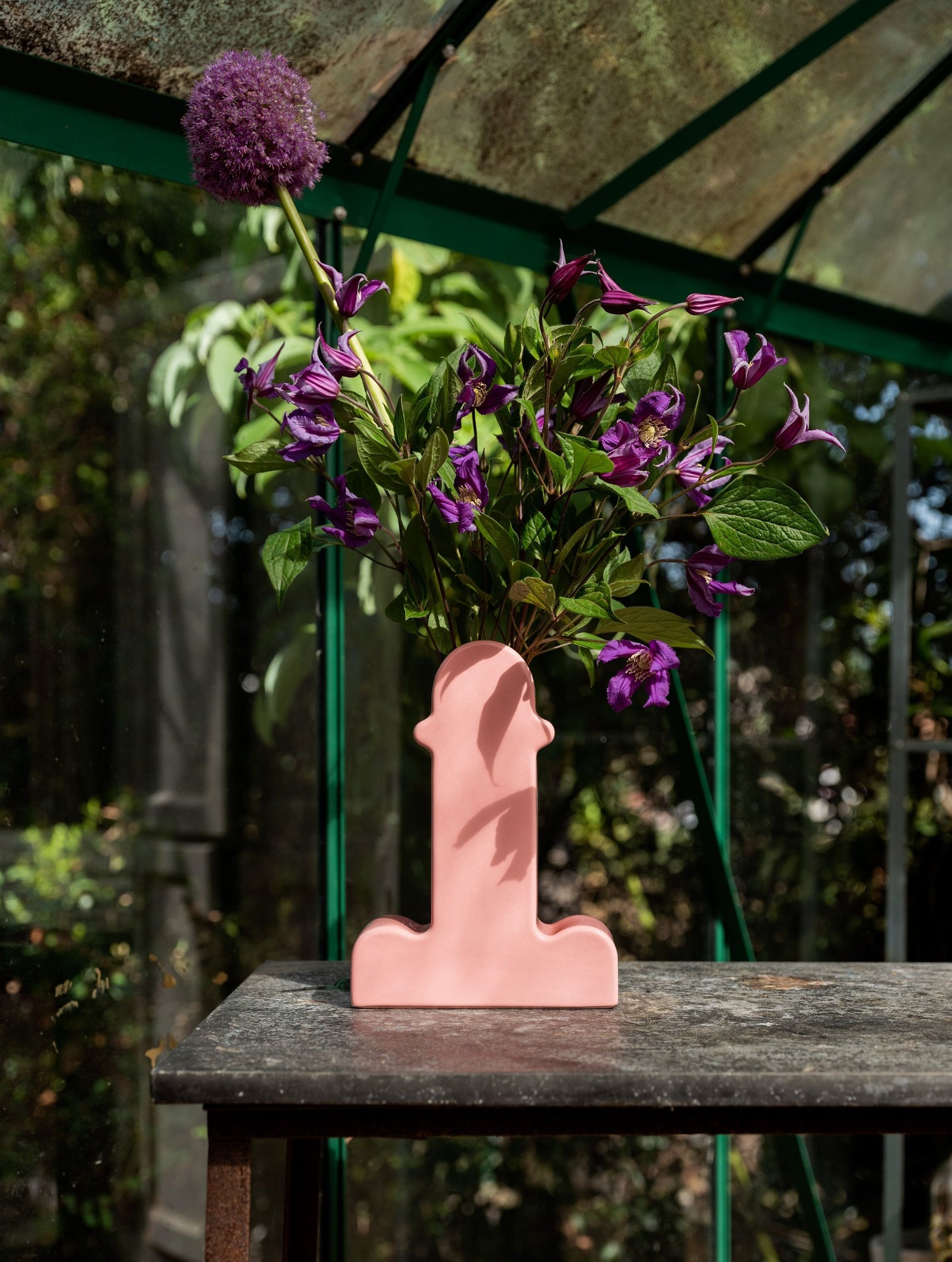 Barcelona Design - Vase Shiva rose en céramique, Ettore Sottsass