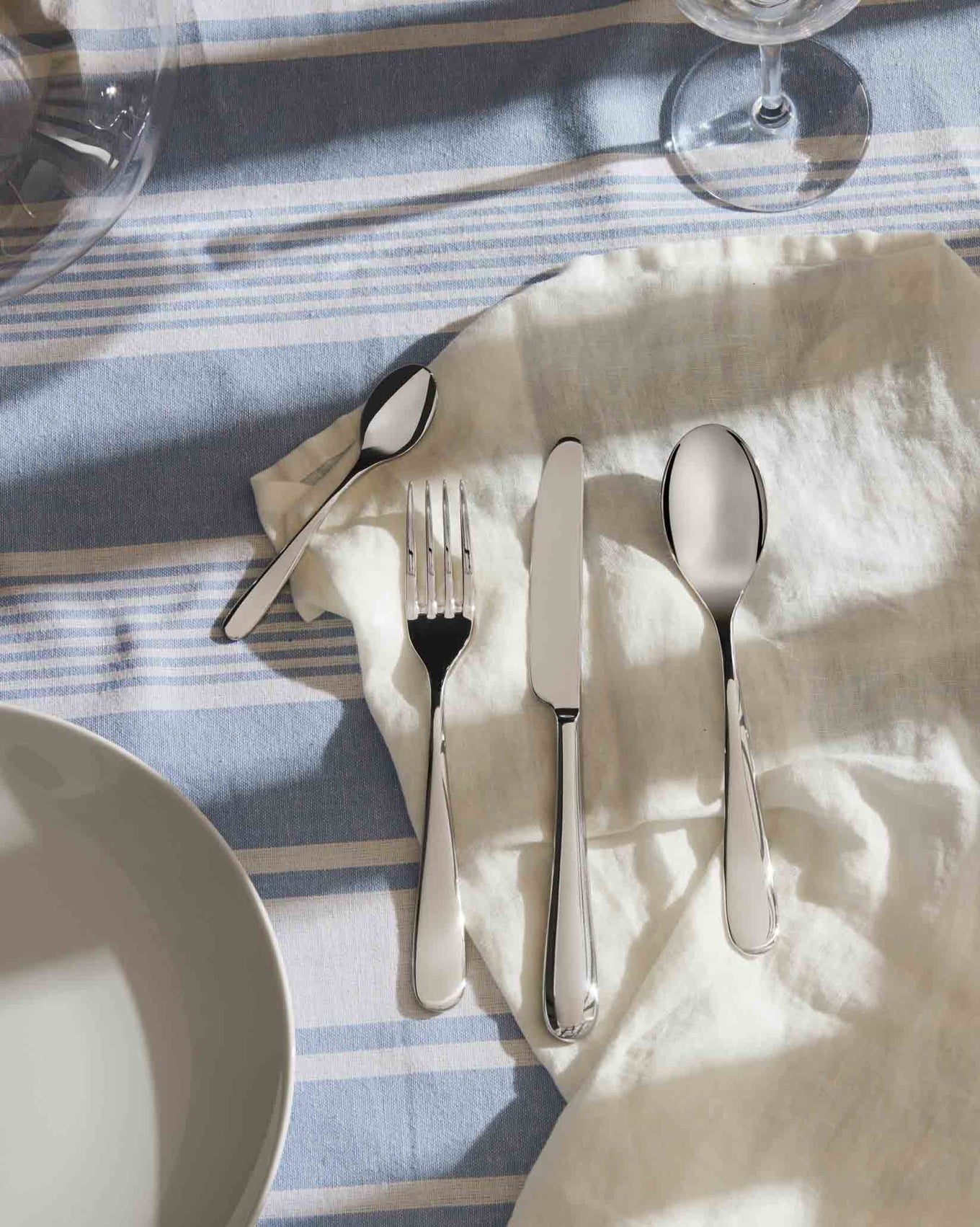 Alessi - Set de 24 services - Nuovo Milano