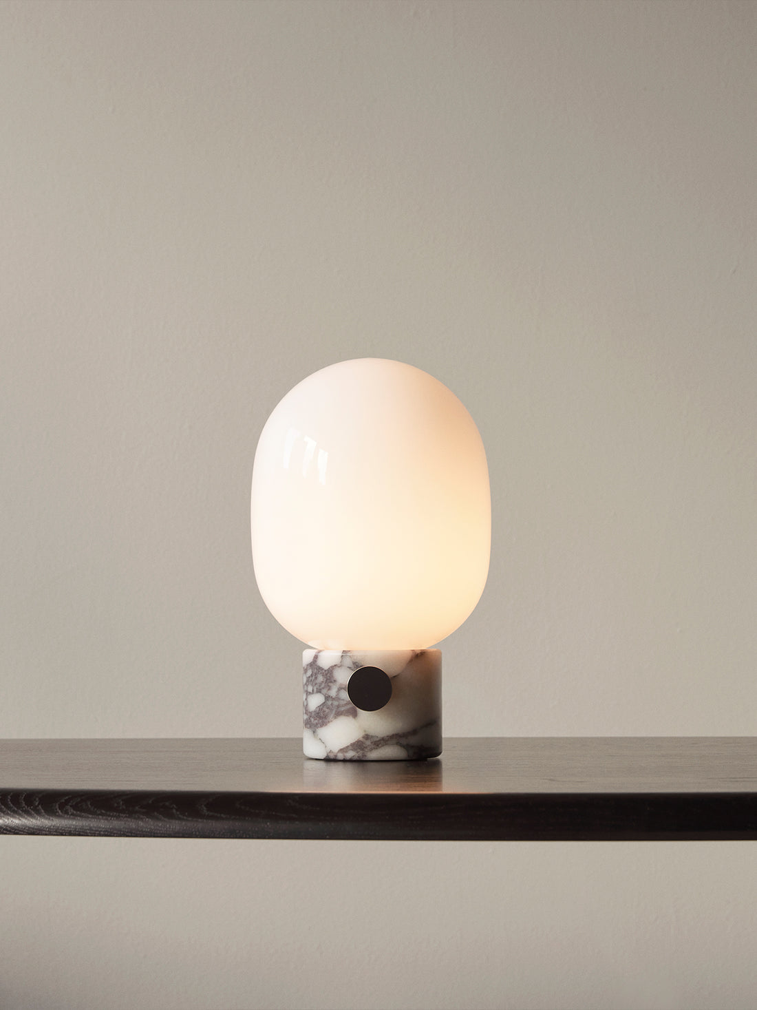 Audo Copenhagen - Lampe de table - JWDA Calacatta Viola