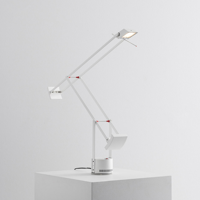 Artemide - Lampe de bureau - Tizio blanche, de Richard Sapper