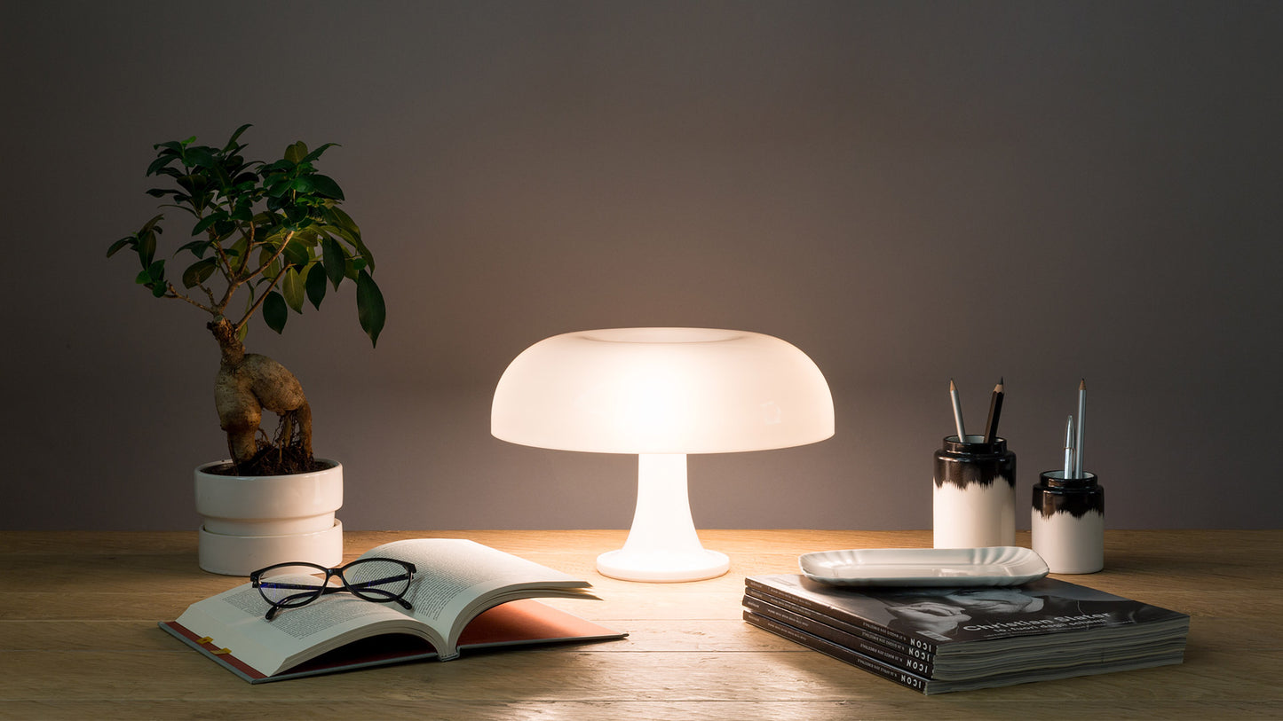Artemide - Lampe de table - Nessino blanche de Giancarlo Mattioli