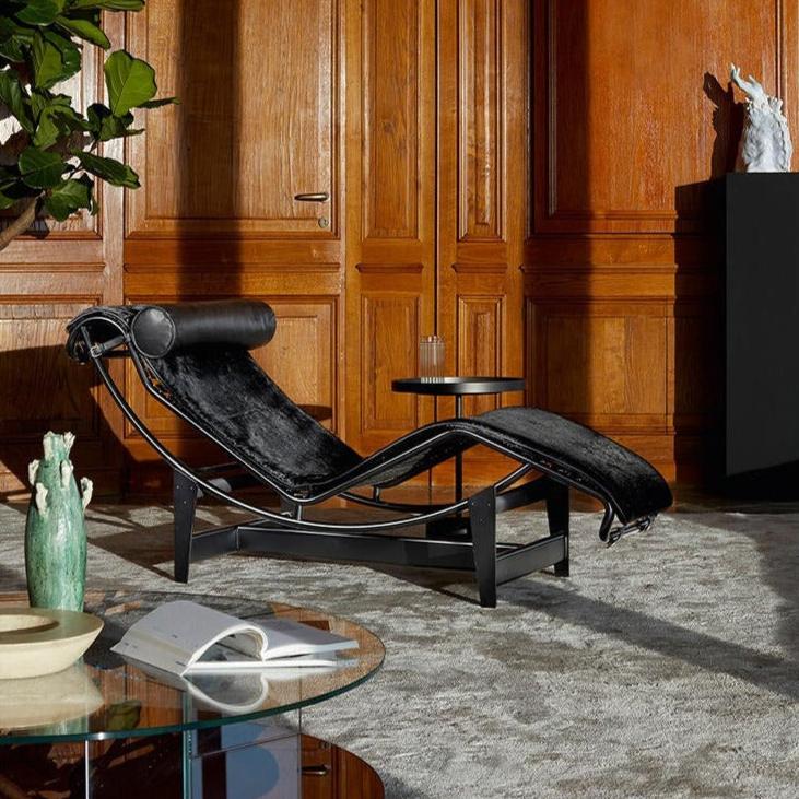 Cassina - chaise longue LC4 de Le Corbusier, Pierre Jeanneret, Charlotte Perriand