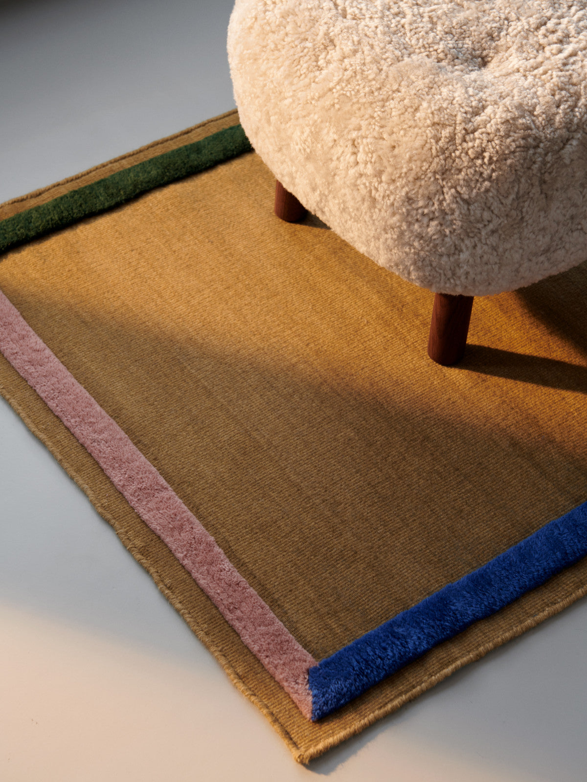 And Tradition - Tapis- Framed AP13