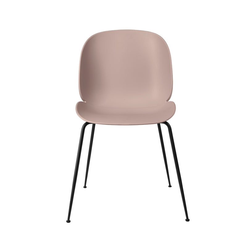 Gubi - Chaise Beetle plastique polypropylène de GamFratesi
