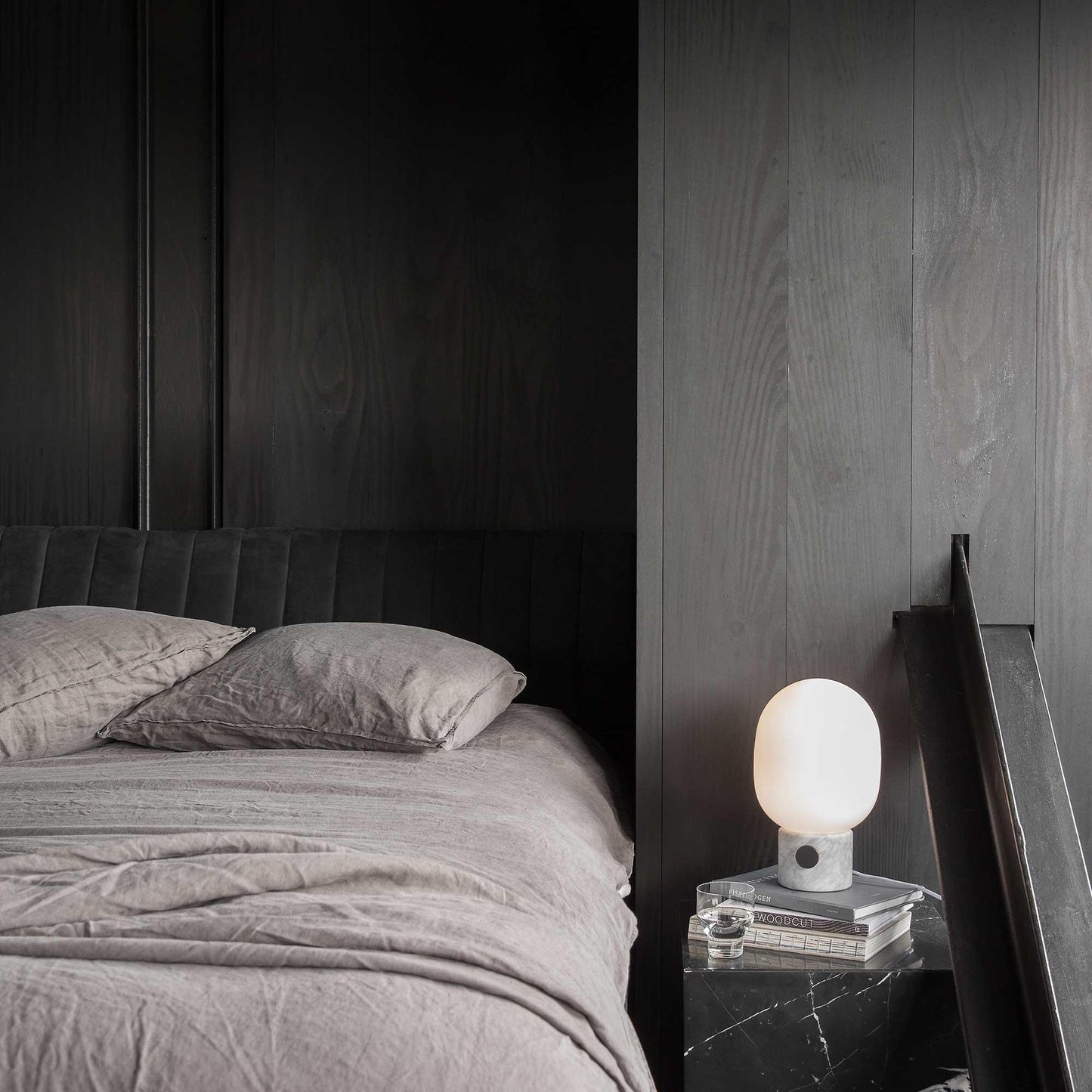 Audo Copenhagen - Lampe de table - JWDA Concrete Lamp