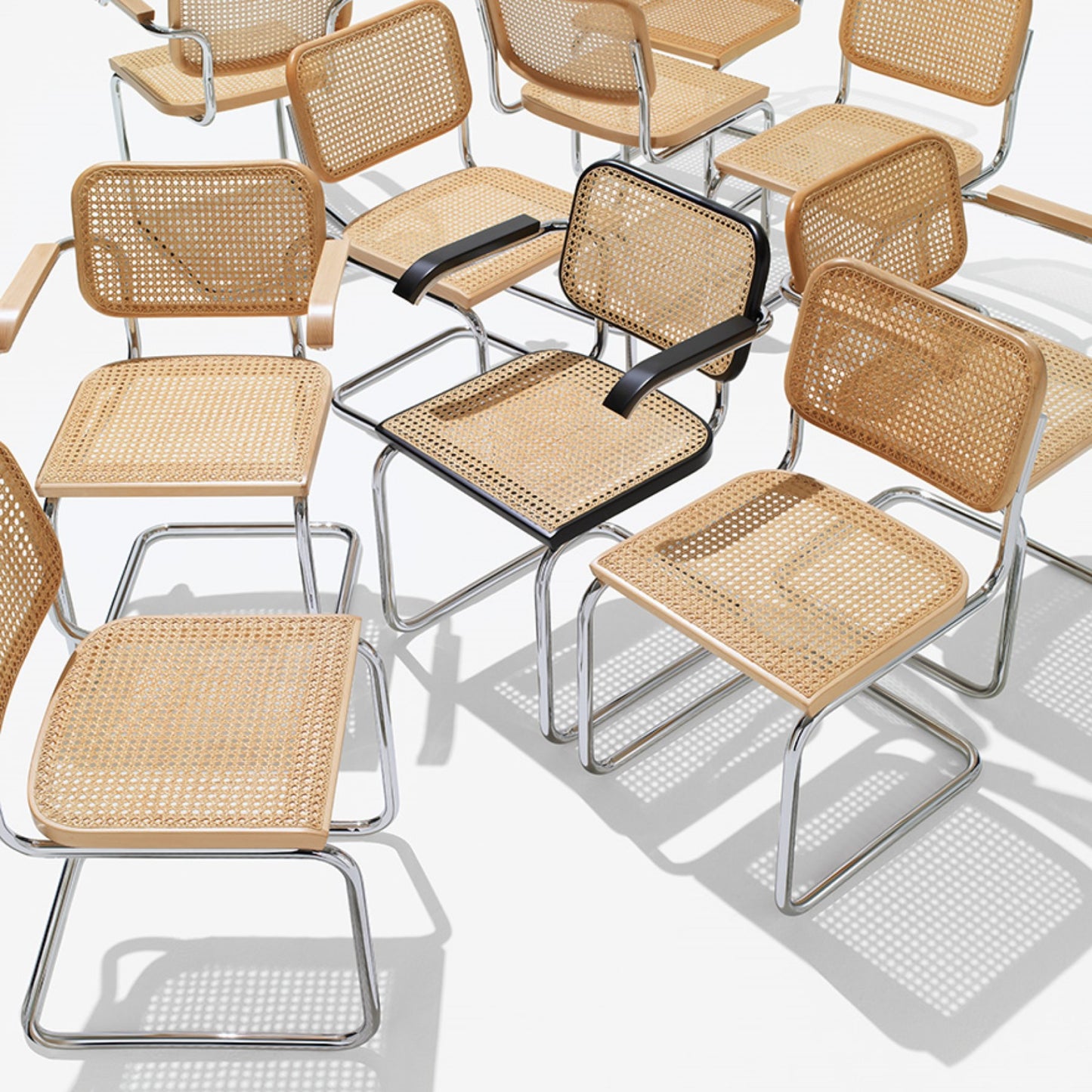 Knoll International - Chaise - Cesca™ - structure hêtre clair de Marcel Breuer