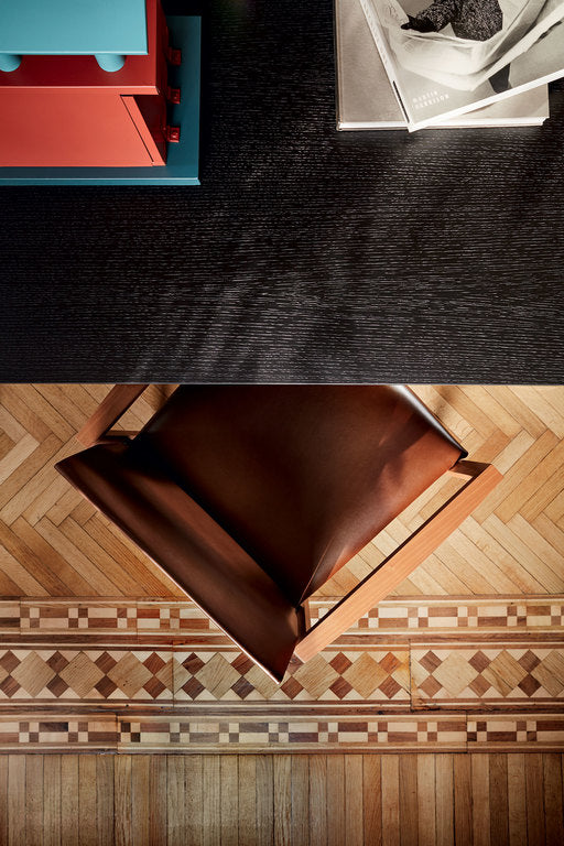 Cassina - Table NAAN allongeable en noyer canaletto