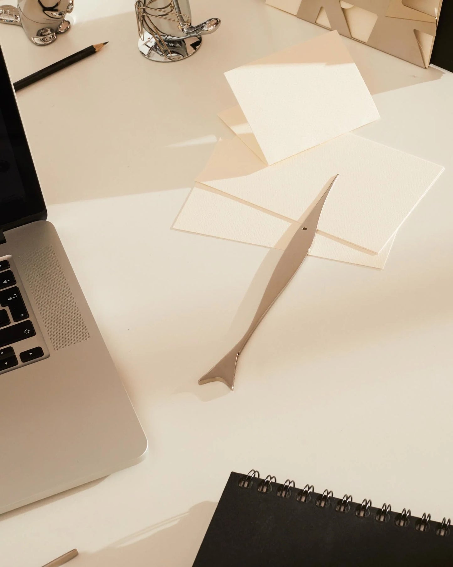 Alessi - Coupe-Papier Pes